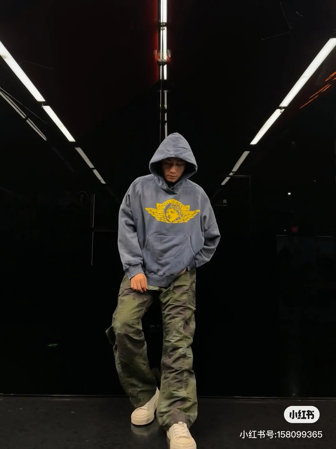 SAINT M×××××× ANGEL HOODIE/NAVY Angel Reborn Blue Hoodie Washed Blue S-XL Assute Garment Dyeing Full Clothes Water Fading Mud Dyeing Dirty Distress New Vintage Ceiling God Tailoring Original Super Loose Fit Customized Original Accessories God-level Print Restoration